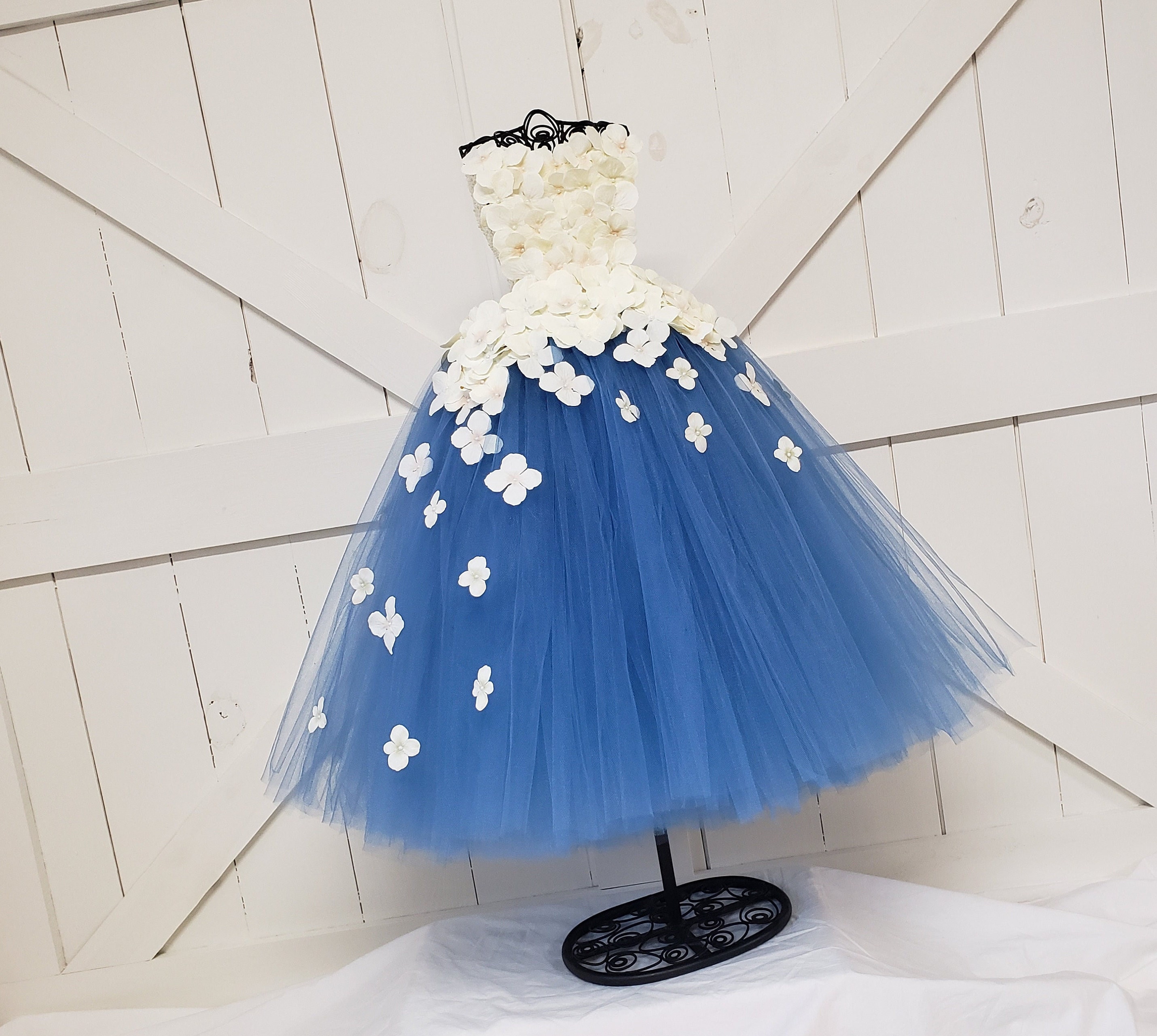 nice bridal shower dresses A-Line Wedding Dress Tea Length Off Shoulder Satin Bridal Gown Dusty Blue Lace Mini Lace Prom Dress Size:Variant 2 A beautiful Porcelain Print