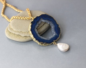 Agate Slice Necklace, Blue Agate Necklace, 50th Birthday Gift for Friend, Geode Statement Necklace, Matte Gold and Freshwater Pearl Jewelry