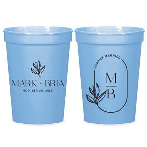 Happy Married Wedding Stadium Cups, Happily Married Wedding Plastic Cups, 16oz Stadium Cups, 22oz Stadium Cups, Custom Wedding Favors (172)