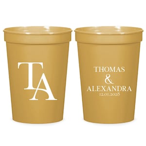 Custom Wedding Stadium Cups Favors, Personalized Wedding Stadium Cups Favors, Stadium Cup For Wedding, Wedding Party Stadium Cup Favor (379)