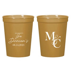 Custom Wedding Stadium Cups, Personalized Stadium Cups for Wedding, Custom Wedding Plastic Cup Favor, Custom Plastic Cup Wedding Favor (319)