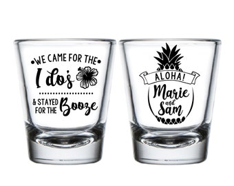 Wedding Shot Glasses, Custom Wedding Shot Glass, Clear Wedding Shot Glass, Wedding Shot Glass Favors, Personalized Wedding Shot Glass (120)