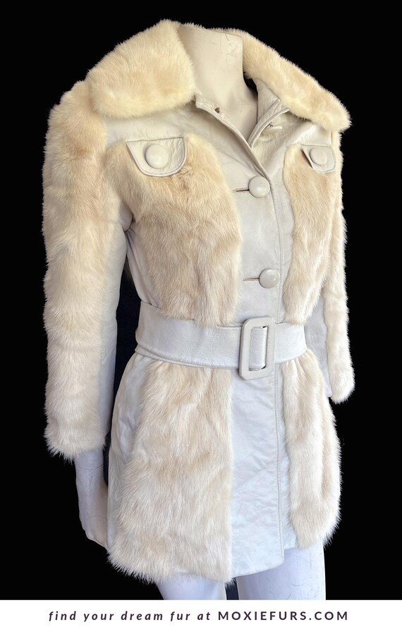 Retro Beige Mink Fur Coat, Vintage Leather Belt Blonde Jacket, 1960s 1970s Mod Squad Twiggy, Tourmaline Rustic Wedding, Small