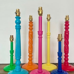 Pied de lampe, pied de lampe en bois, pied de lampe rouge, pied de lampe rose, lampe de table verte, pied de lampe bleu, lampe de table, décoration d&#39;intérieur lumineuse