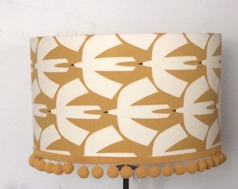 SCION WHITE BIRDS Lampshade with Yellow Pompoms, Yellow Lampshade, Bird Lampshade, Bright Home Decor, Yellow Table Lamp, Housewarming Gift