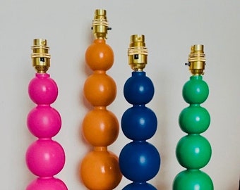 LULU BOBBIN LAMPBASE, Supporto per lampada da tavolo in legno dipinto, Base per lampada blu, Base per lampada rossa, Lampada arancione rosa, Base per lampada verde, Decorazione per la casa luminosa