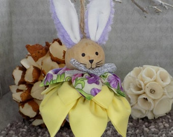 Easter decoration, small rabbit in wood and fabrics, handmade, artisanal