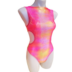 FESTIE BESTIE | Pink / Orange Holographic Aria Cut-Out Body |