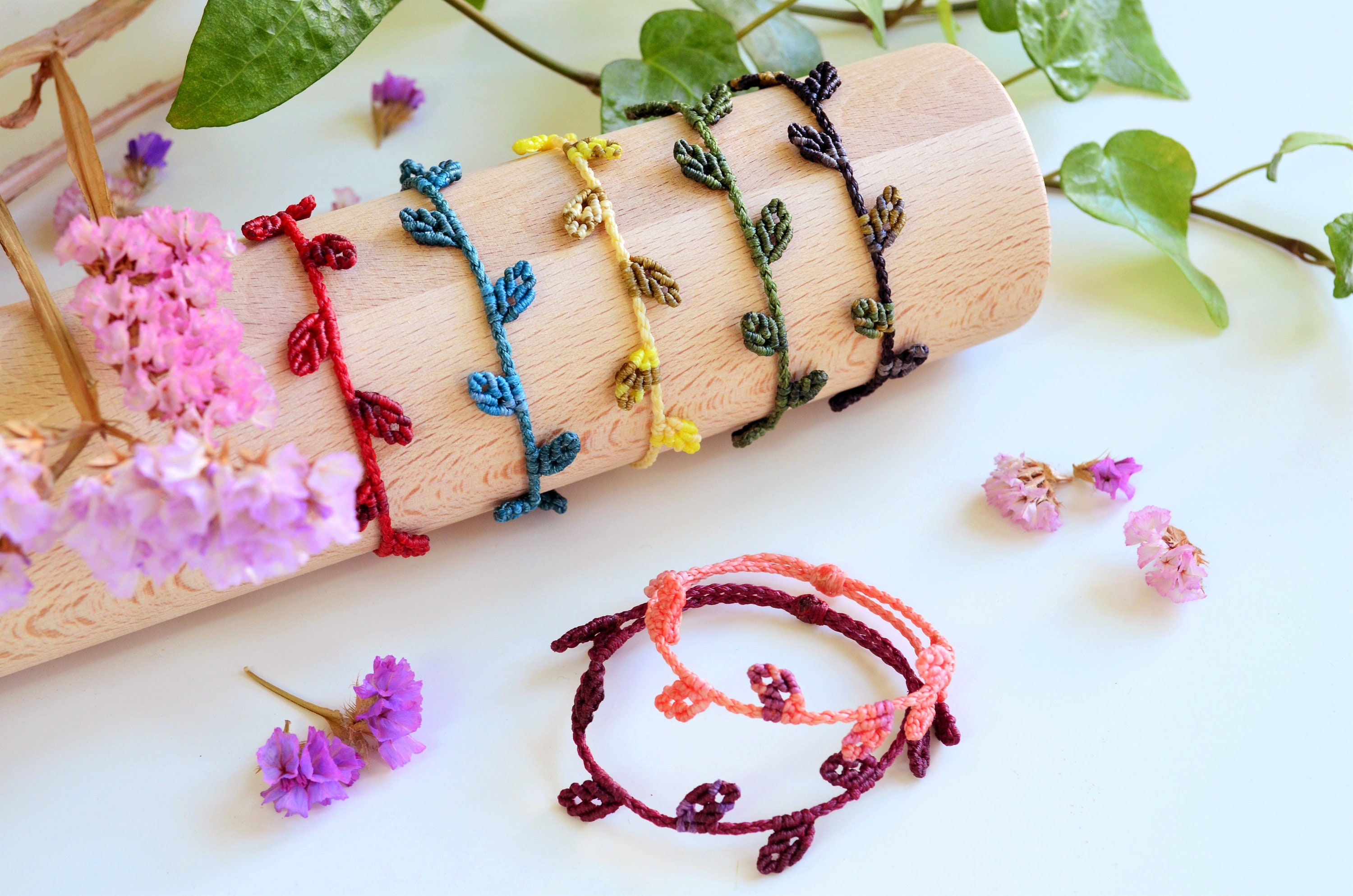 Leaf macrame bracelet handmade | Etsy