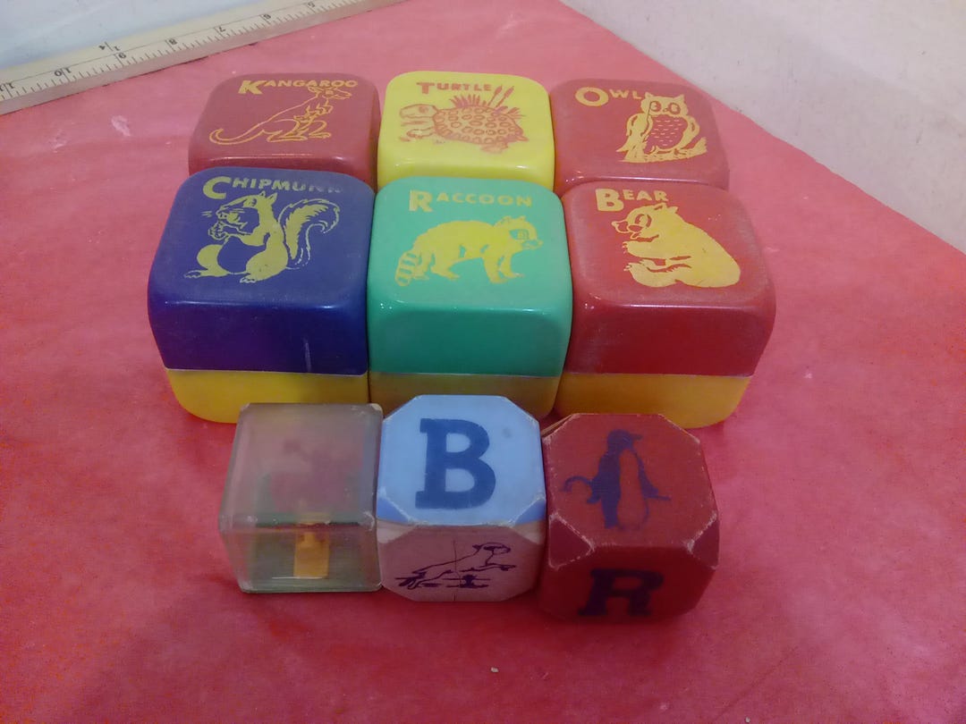 Vintage Children Plastic Building Blocks, Animal Plastic Building ...