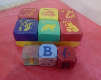 Vintage Children Plastic Building Blocks, Animal Plastic Building Blocks for Learning with Some Making Rattle Noise