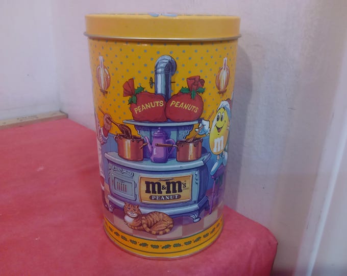 Vintage Candy Tin, M & M's Peanut Candy Tin, Empty Tin, 1994