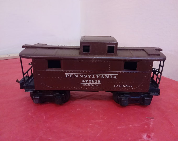 Vintage Toy Train, Lionel Train Caboose Pennsylvania #477618, #2672 O Gauge Car, 1942