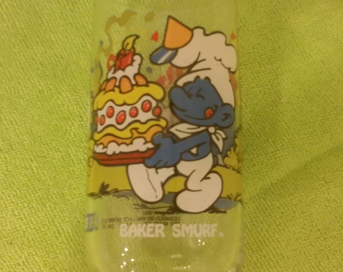 Vintage Collectible Glass, Smurfs Drinking Glass, Baker Smurf Peyo Glass, 1983