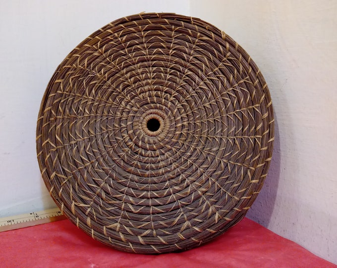 Vintage Pine Straw Woven Round Lined Basket, Pine Straw Basket with Lining, 1950's