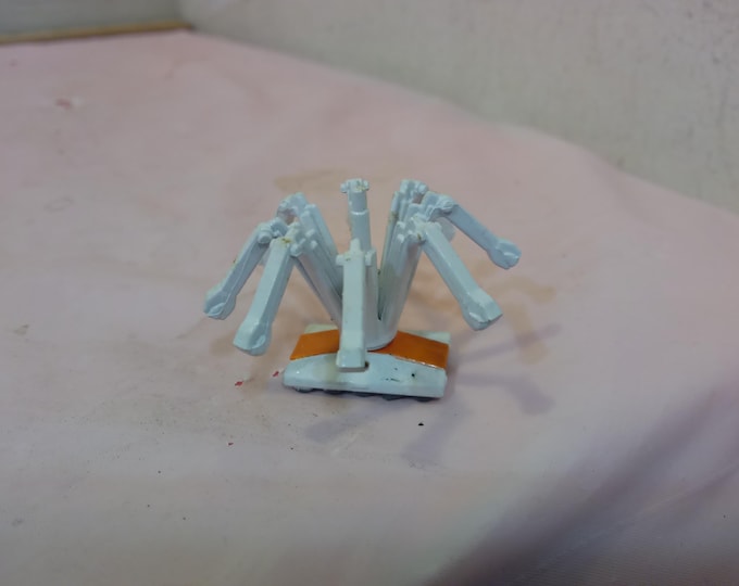 Vintage Star Wars Micro/Mini Micro Machine Toys, Repair Droids, B-Wing, Millenium Falcon, Destroyer, Fighters, and Others