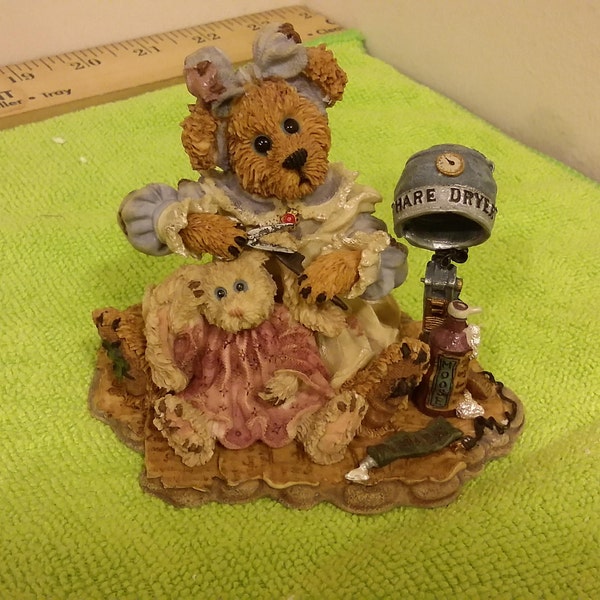Vintage Bear Figurine, Boyds Bears Bearstone Collection, Wanda and Gert - A Little Off the Top, 1999