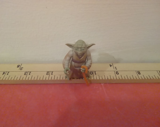 Vintage Star Wars Action Figure, Yoda with Cane by Kenner, 1998