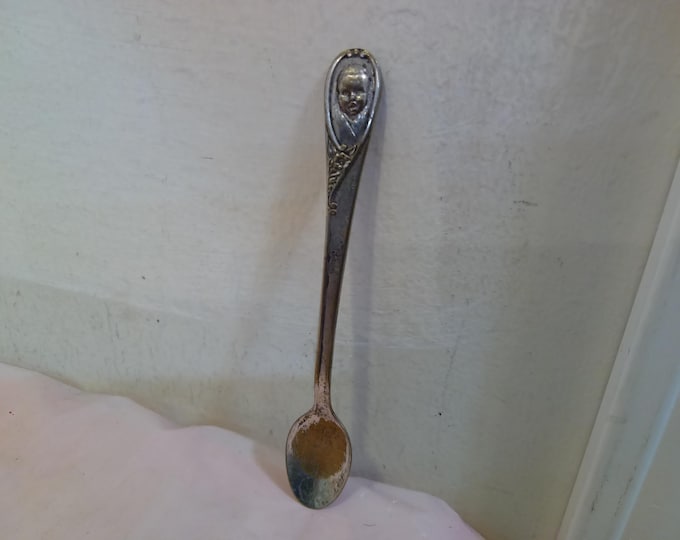 Vintage Collector Spoons, Mackinac Island, Niagara, Gerber Long Handle Feeding Spoon, World's Fair, Buffalo G.A.R. Encampment, and Others