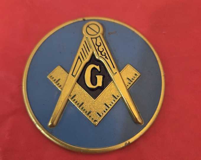 Vintage Masonic/Shriner Items, Eastern Star, Masonic, Lamp of Knowledge Key Chain, and Other Items
