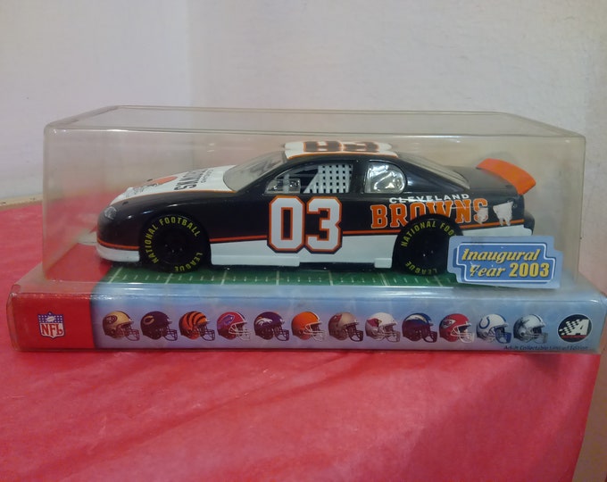 Vintage Diecast NFL Car, Inaugural Year Car 2003 for Cleveland Browns "03" by Winners Choice, 2003