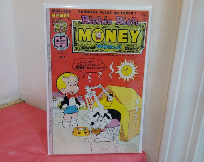 Vintage Comic Books, Harvey World Comic Book "Richie Rich", "Richie Rich Billions" and "Richie Rich Money World", Various Issues, 1970's