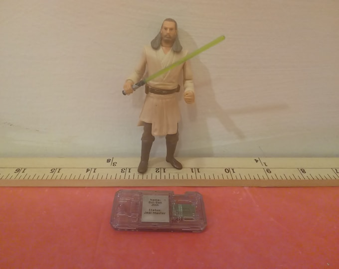 Vintage Star Wars Action Figure, Qui-Gon Jinn and Commtech by Hasbro, 1998