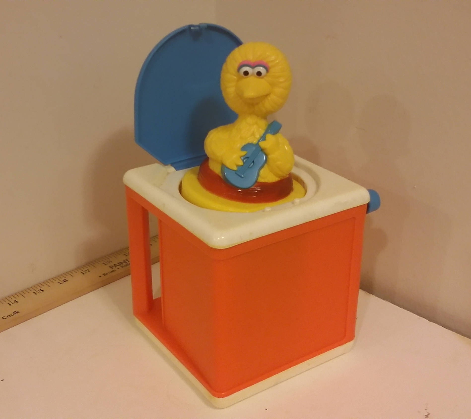 Vintage Hasbro Playskool Big Bird JackInTheBox, 1986
