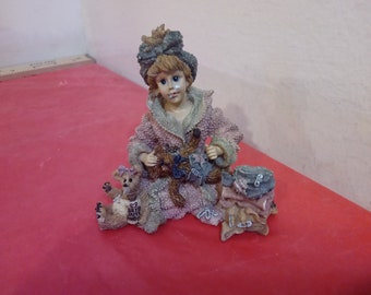 Vintage Resin Figurine, The Boyds Collection, Yesterday Child, Caitlin with Emma and Edmund...Diapering Baby, 1997