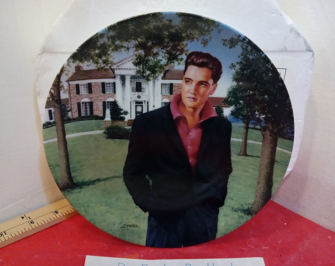 Vintage Collector Plate, Bradford Exchange Plate Elvis Presley "Graceland Memphis Tennessee", 1993