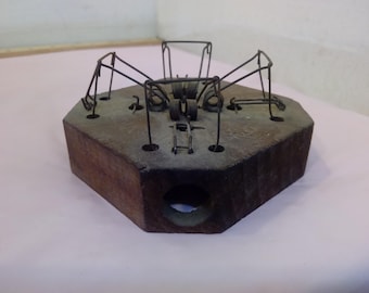 Vintage Mouse Trap, Wooden Mouse Traps, Victor Choker Mouse Trap by Animal Trap Co., Made in USA