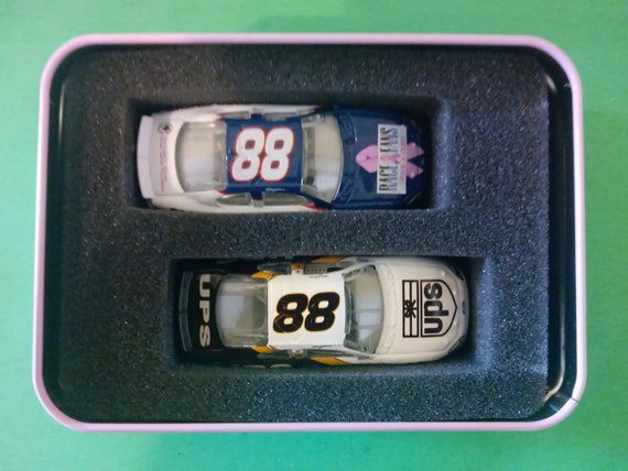 Action Dale Jarrett #88 Race Fans For A Cure Cancer Awareness