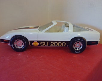 Vintage Shell SU 2000 Corvette with T-Roof Pace Car, Made by Processed Plastic Model #9540, 1980