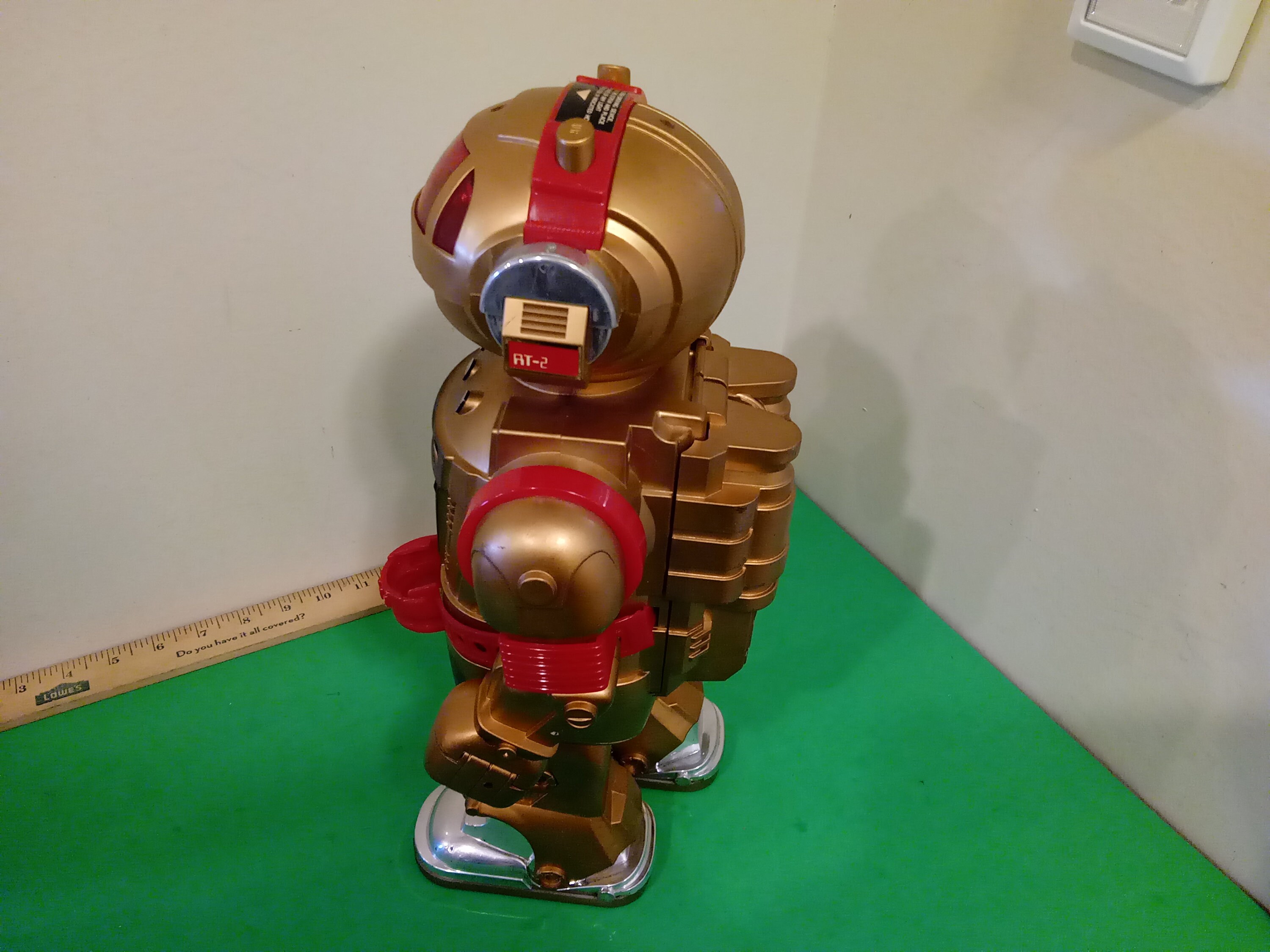 toby robot watch