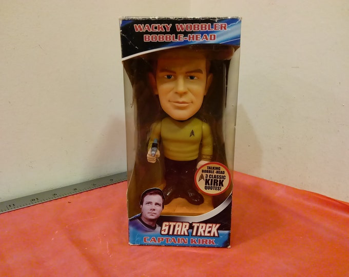 Star Trek Talking Wacky Wobbler Bobble-Head Figure by Funko, 2009