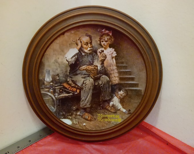 Knowles Plate of Norman Rockwell's "The Cobblert" with Plastic Hanging Frame, 1978#