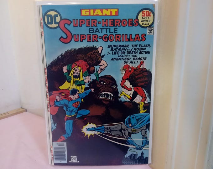 Vintage DC Comic Books, DC Giant "Super-Heroes Battle Super-Gorillas #1, 1970's