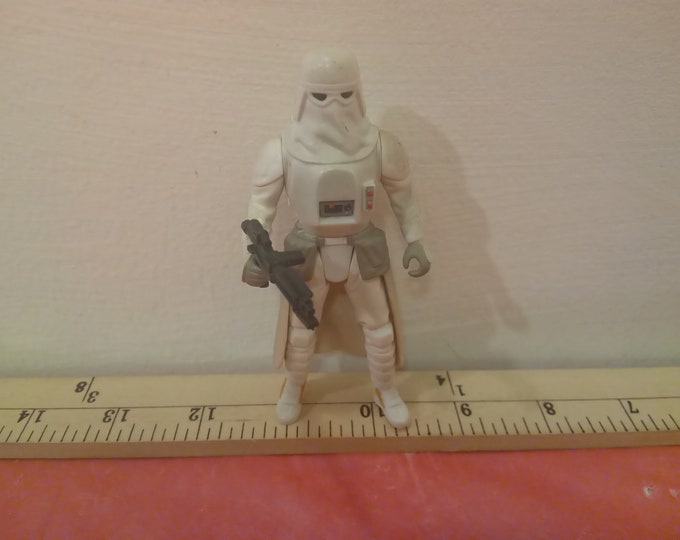 Vintage Star Wars Action Figure, Snow Trooper by Kenner, 1997