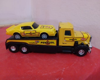 Vintage Tow Truck with Car, Buddy L Pennzoil Tow Truck and Car, 1980