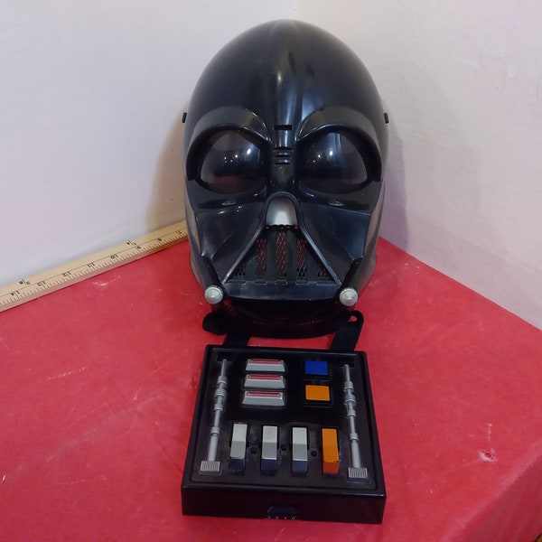 Vintage Star Wars Mask, Darth Vader Mask with Sound Effect and Voice Box by Hasbro and Lucas Films, 2004