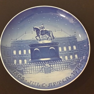 Vintage Collector Plate, Bing & Grondahl Porcelain Plate 1895 -1970, Royal Copenhagen, 1970&#39;s