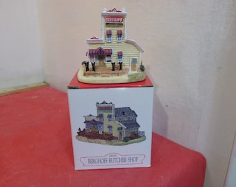 Vintage House Collection, The Americana Collection, Liberty Falls Collection Houses, Various Houses