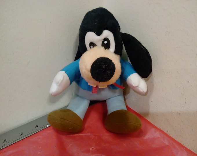 Vintage Goofy Doll from Mickey's Christmas Carol, 1980's