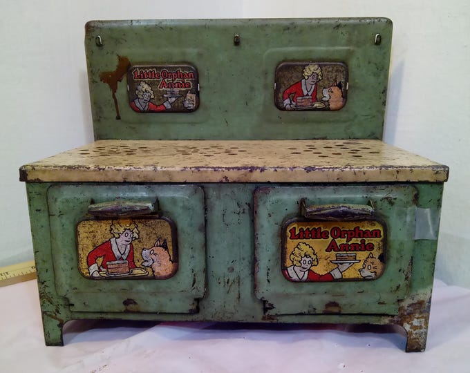 Vintage Pretend Play Metal Stove, Little Orphan Annie Three Burner Stove, 1930's#
