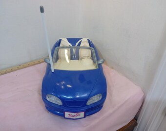 Vehículos clásicos de Barbie: Volkswagen Beetle azul de Barbie con