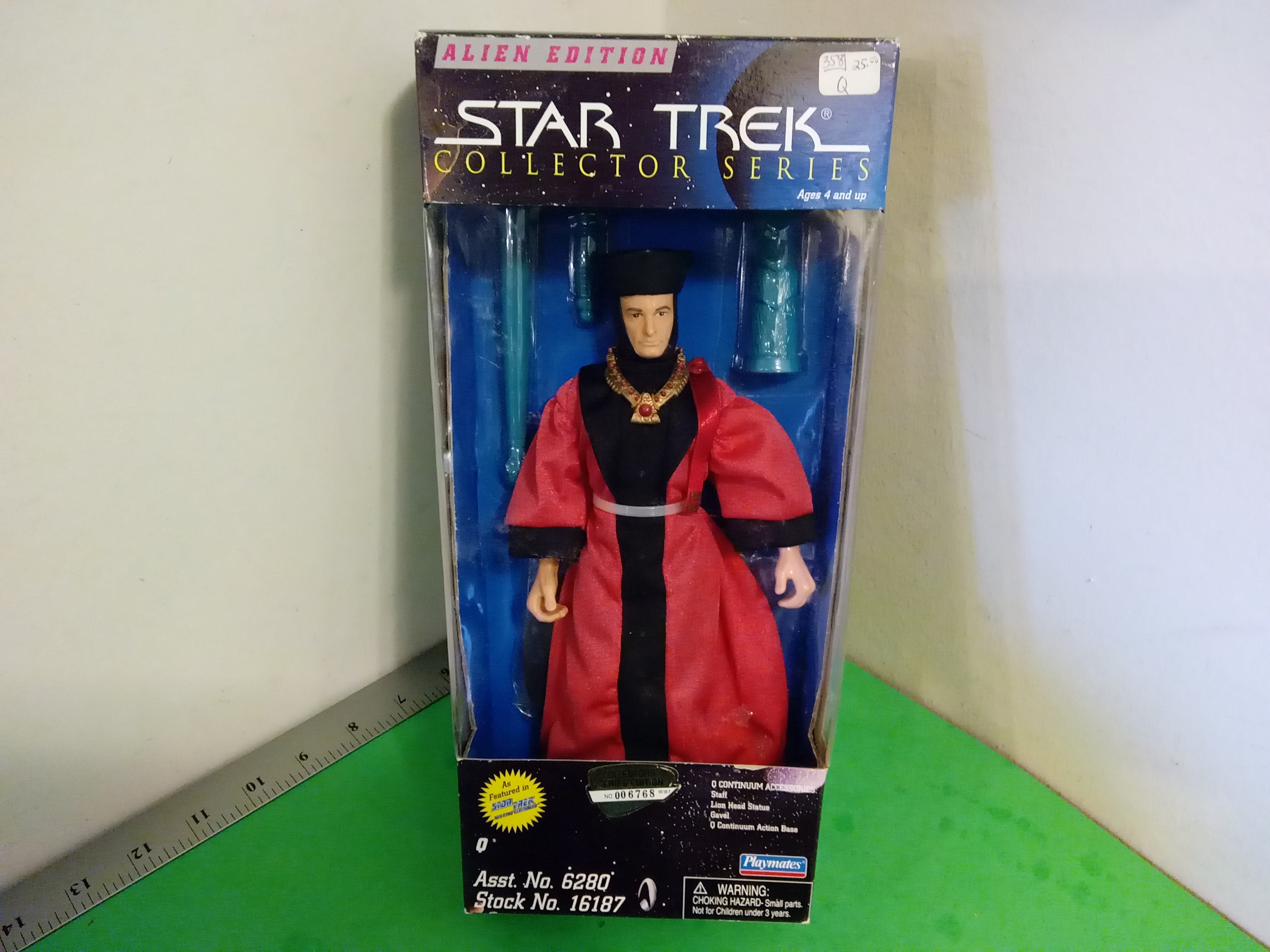 Vintage Star Trek Action Figure, Q, 1997