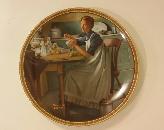 Collectible Knowles Plate "Working in the Kitchen" Norman Rockwell, 1983