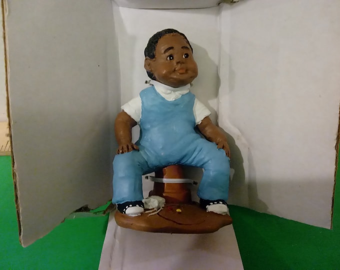 Vintage Figurine, Marge Crunkleton Granny's Garden Collectible Figurine "Robert" Club V, 1994