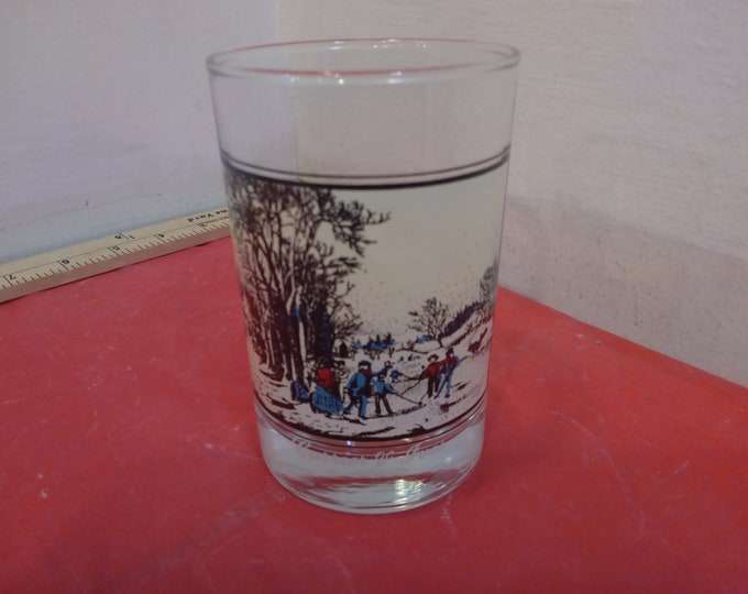 Vintage Collector Glass, Arby's Collector Glass, Currier & Ives "Winter Pastime", 1981