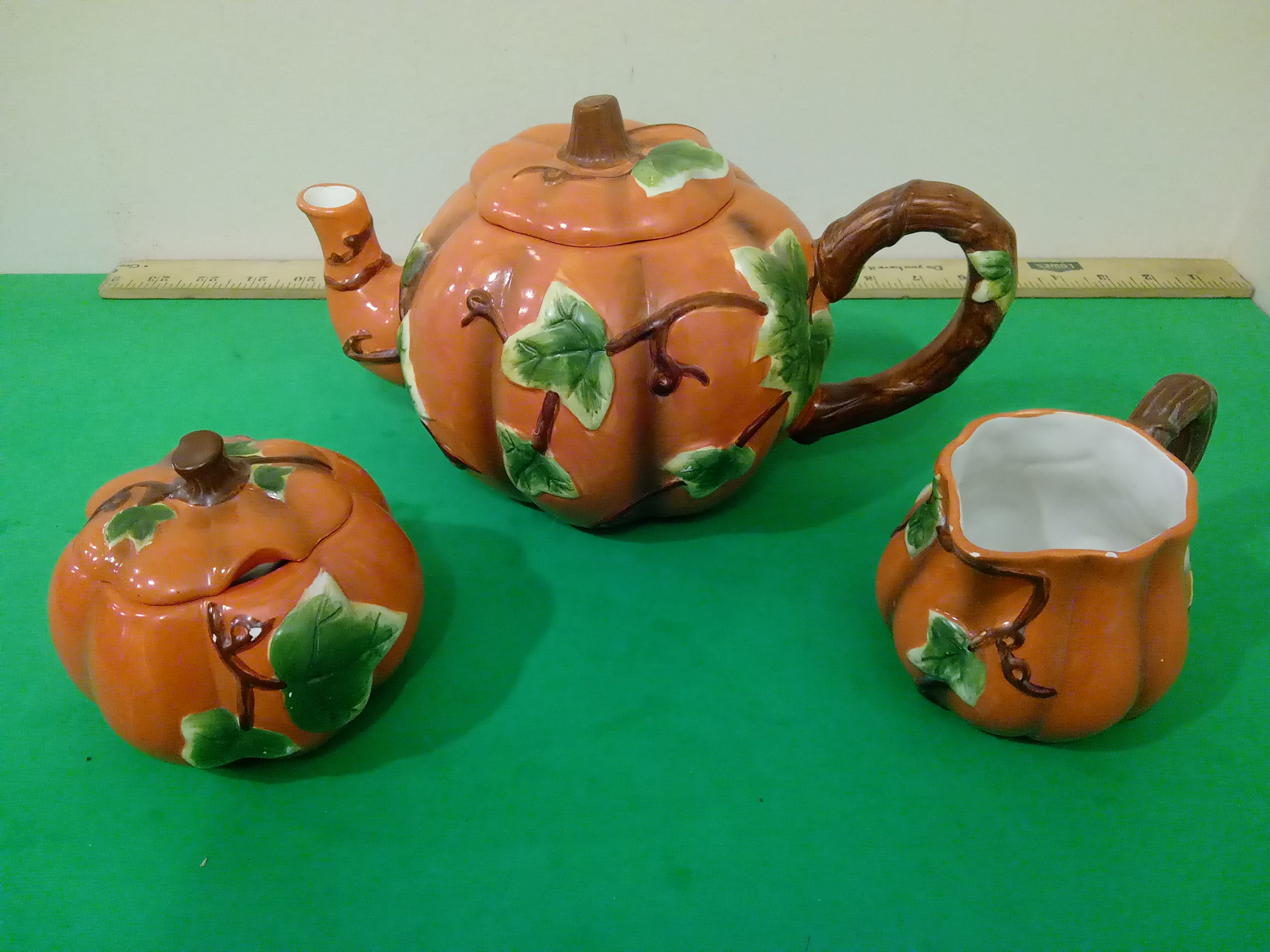 Dezin Electric Kettle and Teapot - Roller Auctions